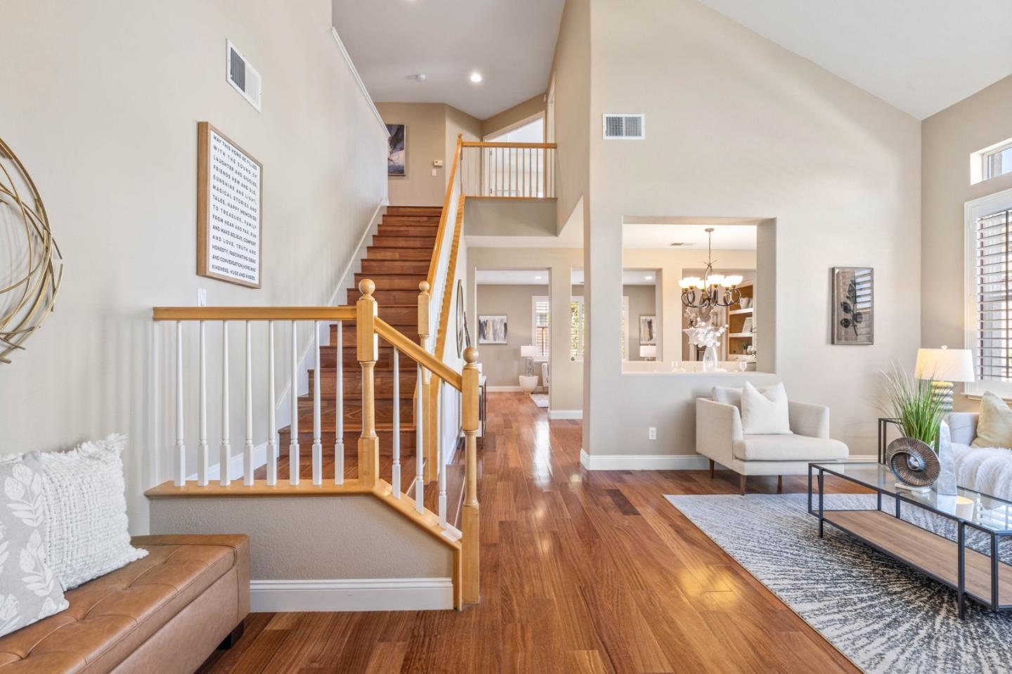 Detail Gallery Image 4 of 29 For 5939 Pala Mesa Dr, San Jose,  CA 95123 - 4 Beds | 2/1 Baths