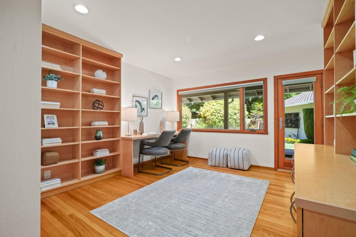 Detail Gallery Image 24 of 41 For 89 Fair Oaks Ln, Atherton,  CA 94027 - 4 Beds | 2/1 Baths