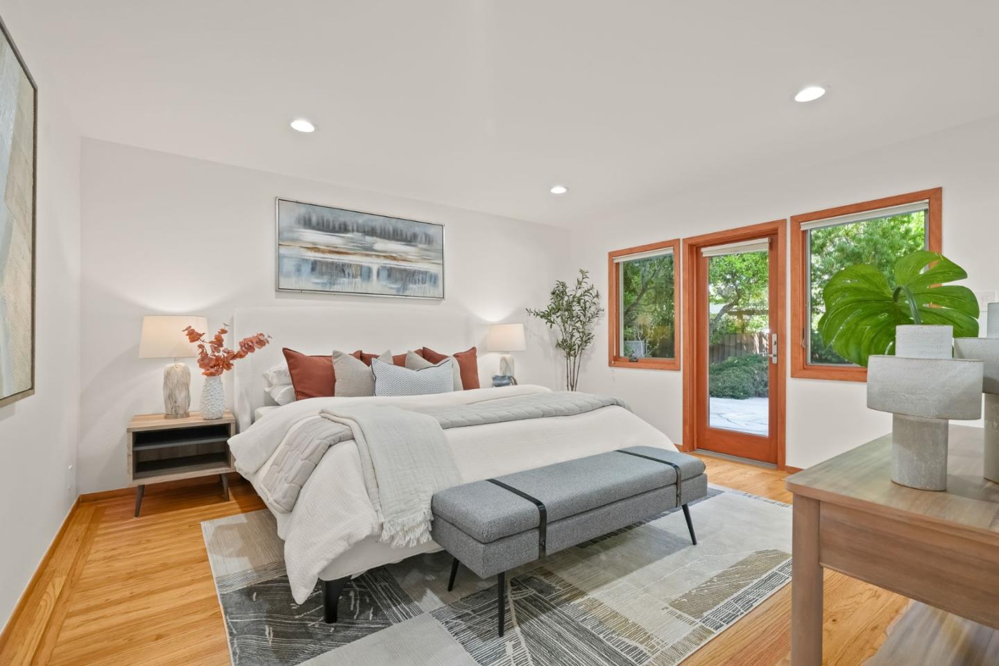 Detail Gallery Image 26 of 41 For 89 Fair Oaks Ln, Atherton,  CA 94027 - 4 Beds | 2/1 Baths