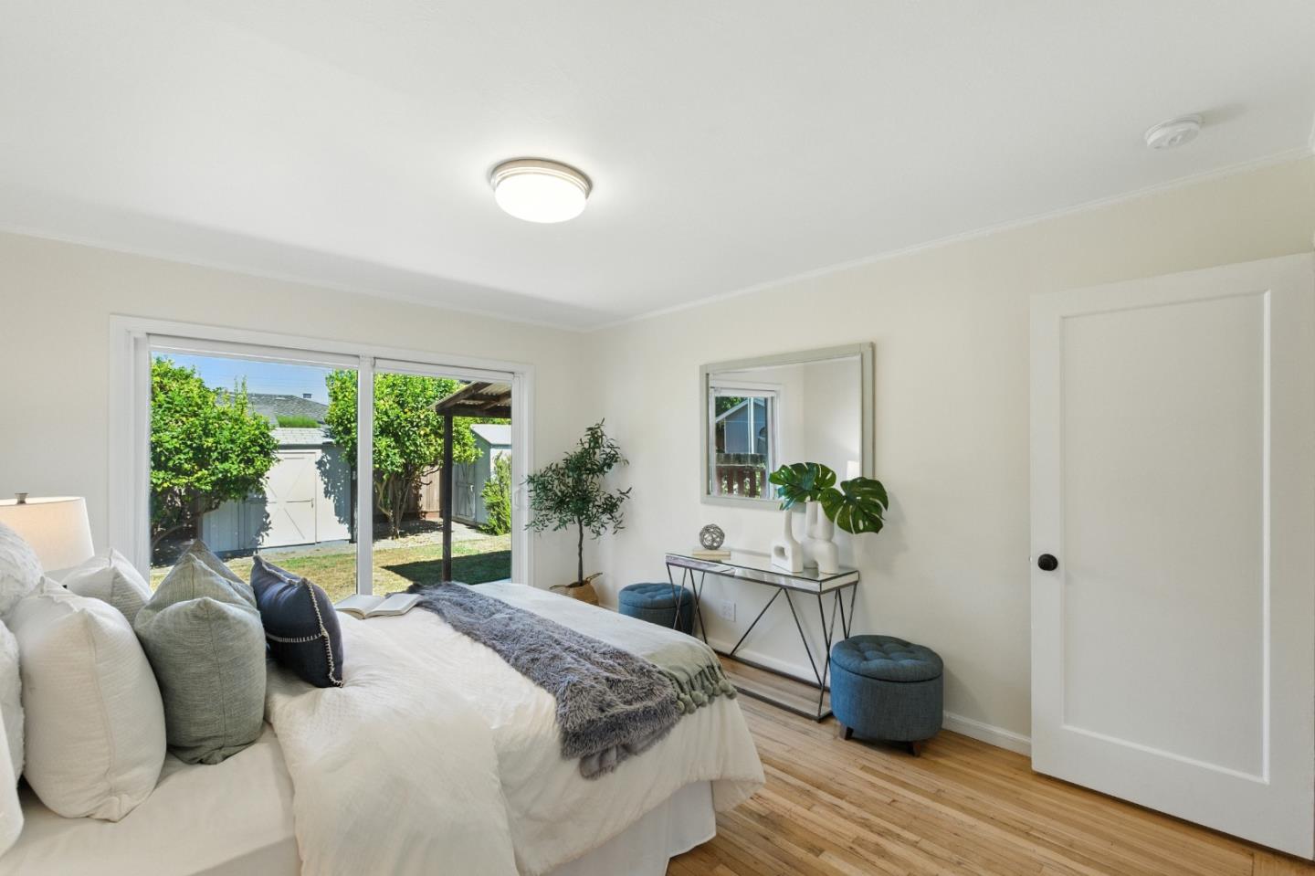 Detail Gallery Image 19 of 27 For 823 10th Ave, Redwood City,  CA 94063 - 3 Beds | 2 Baths