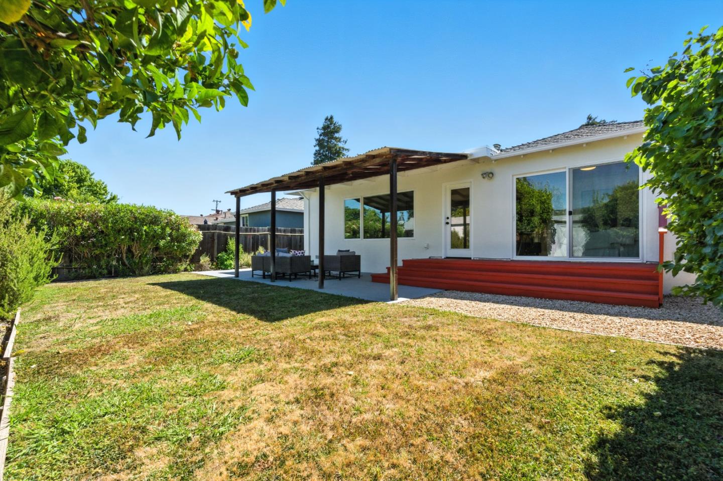 Detail Gallery Image 26 of 27 For 823 10th Ave, Redwood City,  CA 94063 - 3 Beds | 2 Baths