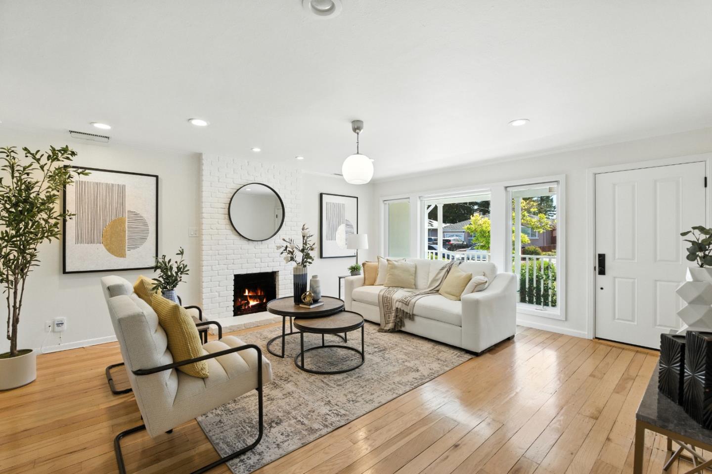 Detail Gallery Image 5 of 27 For 823 10th Ave, Redwood City,  CA 94063 - 3 Beds | 2 Baths