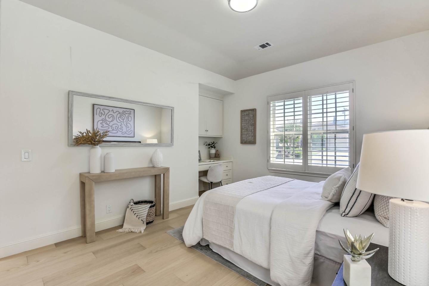 Detail Gallery Image 25 of 43 For 20455 Franklin Ave, Saratoga,  CA 95070 - 4 Beds | 3/1 Baths