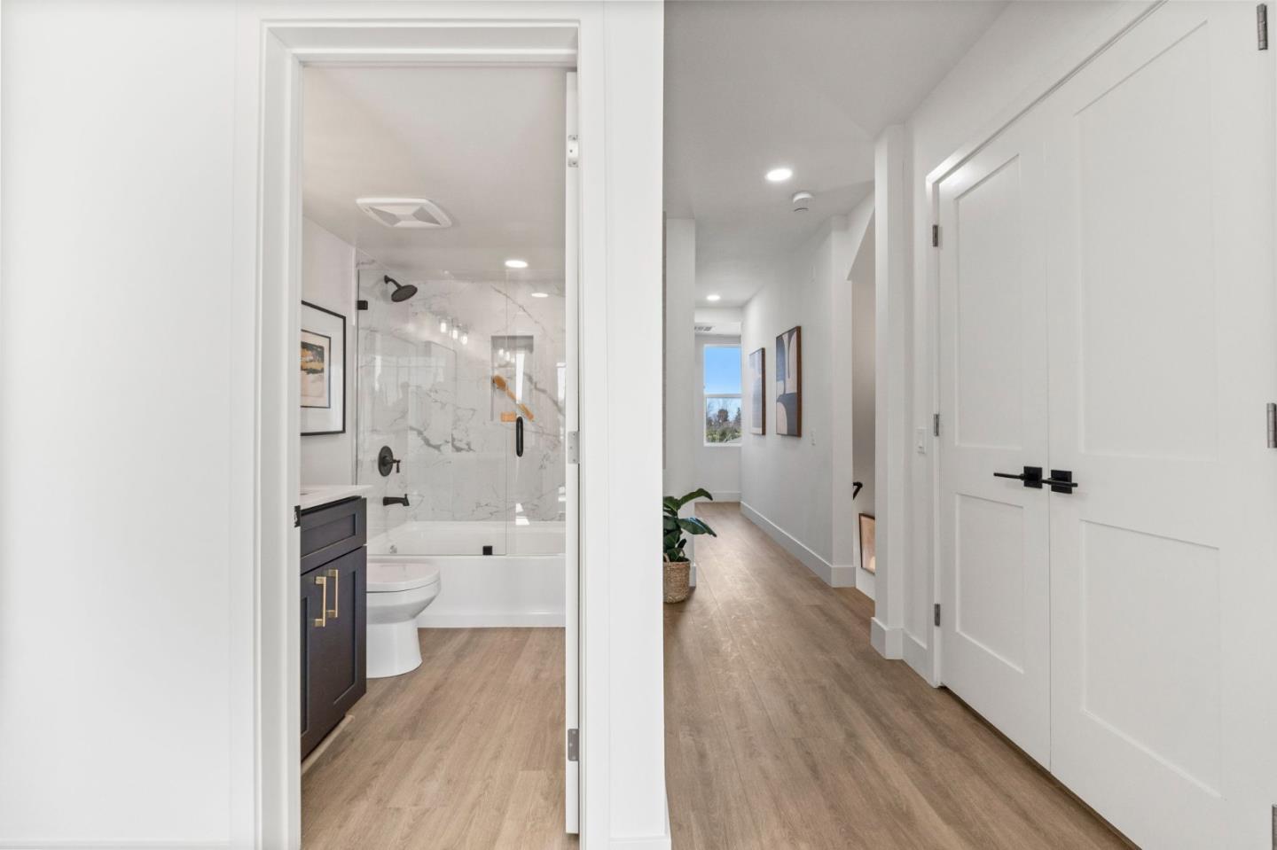 Detail Gallery Image 36 of 50 For 592 Compton Ter, Sunnyvale,  CA 94085 - 3 Beds | 3/1 Baths