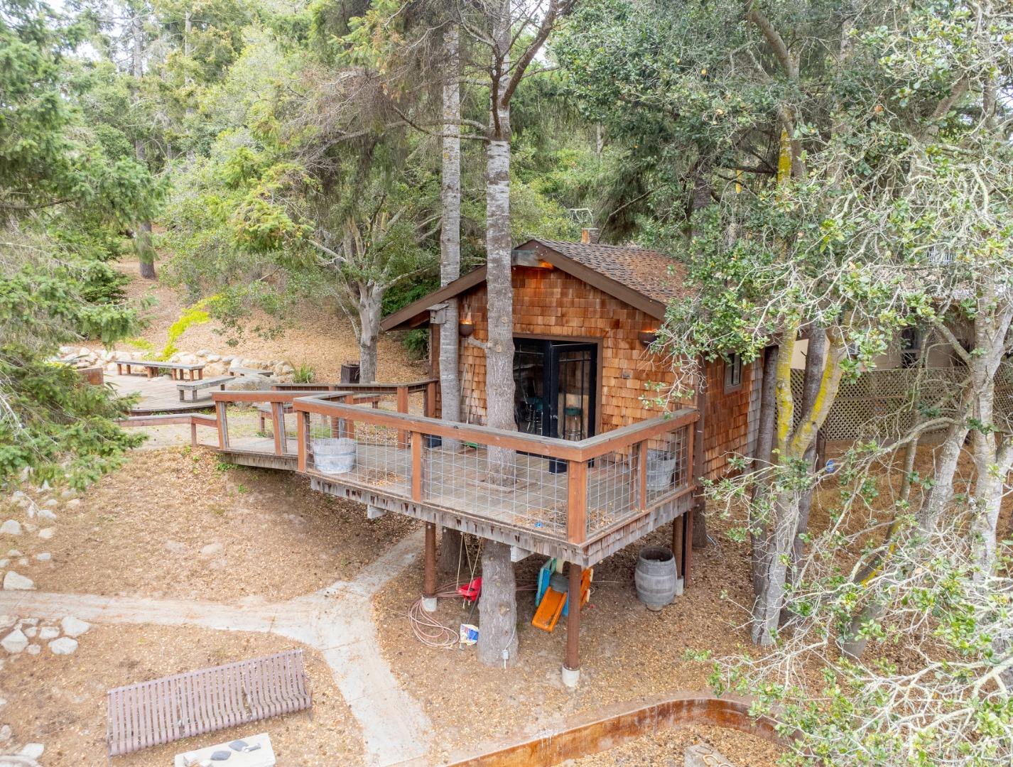 Detail Gallery Image 43 of 53 For 17551 Pond Derosa Ln, Prunedale,  CA 93907 - 4 Beds | 2/1 Baths