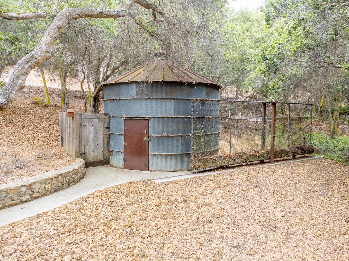 Detail Gallery Image 51 of 53 For 17551 Pond Derosa Ln, Prunedale,  CA 93907 - 4 Beds | 2/1 Baths