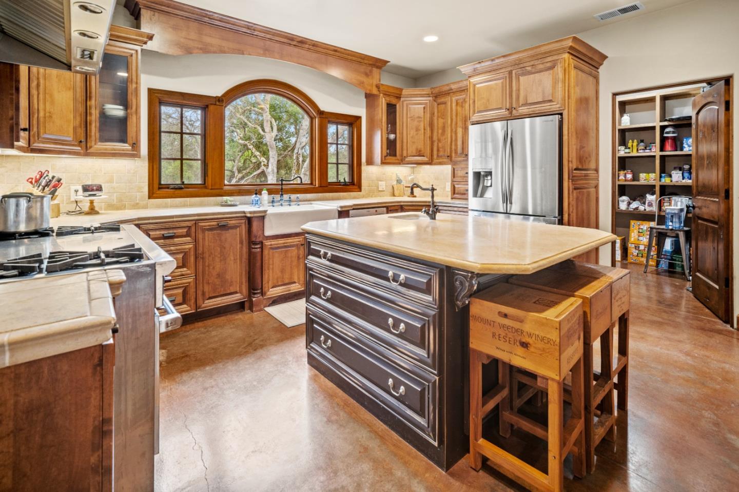 Detail Gallery Image 9 of 53 For 17551 Pond Derosa Ln, Prunedale,  CA 93907 - 4 Beds | 2/1 Baths