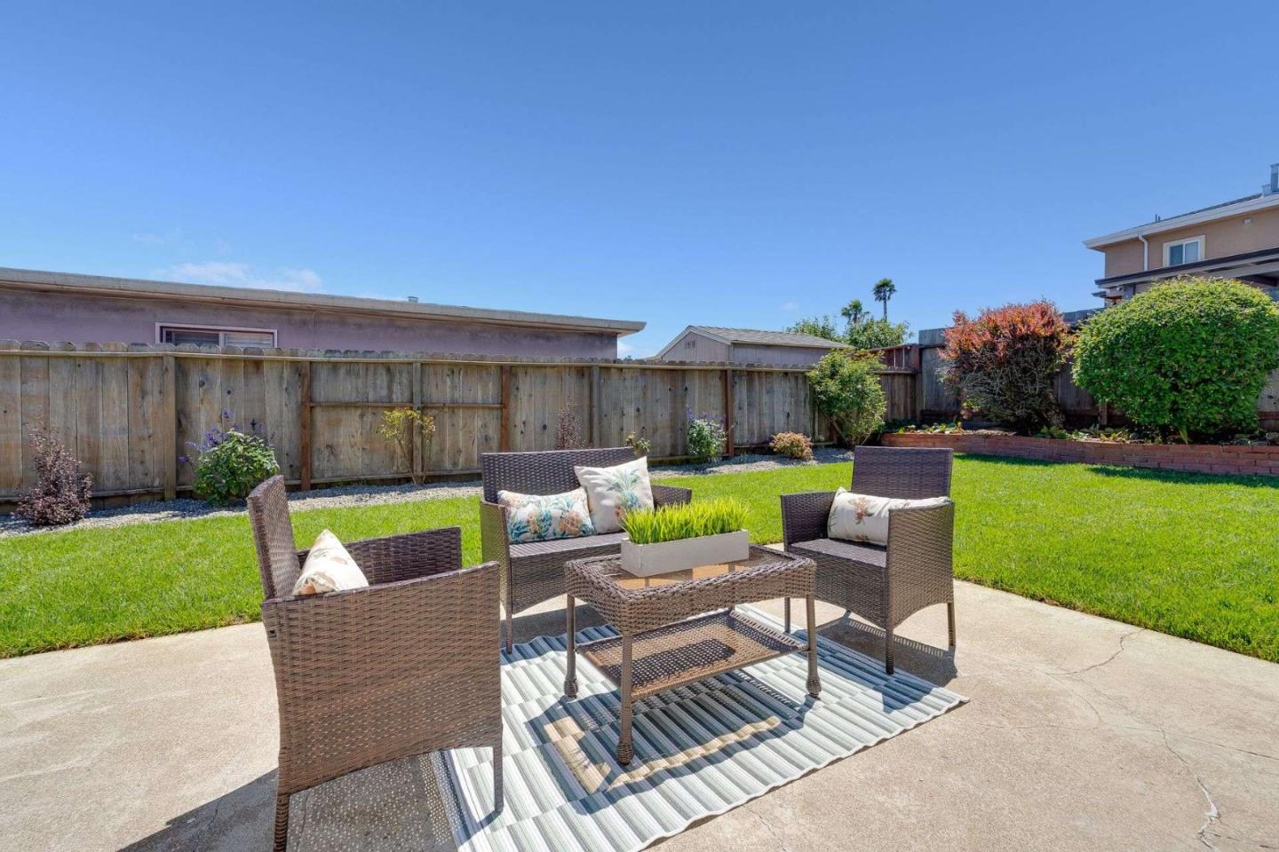 Detail Gallery Image 26 of 29 For 1 Elkwood Dr, South San Francisco,  CA 94080 - 3 Beds | 1 Baths