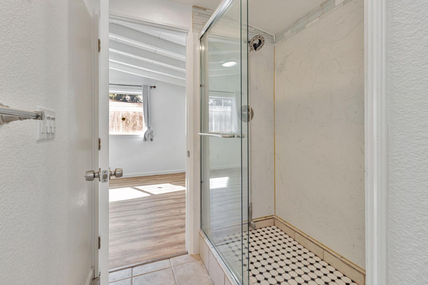 Detail Gallery Image 25 of 30 For 1635 S King Rd, San Jose,  CA 95122 - 3 Beds | 2 Baths