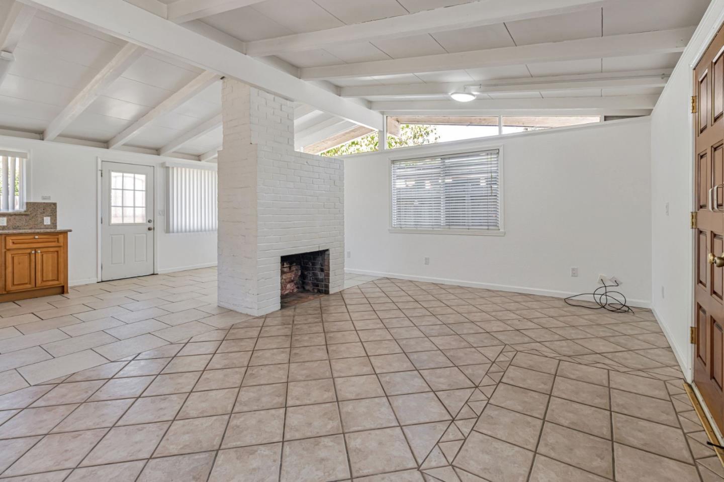 Detail Gallery Image 7 of 30 For 1635 S King Rd, San Jose,  CA 95122 - 3 Beds | 2 Baths