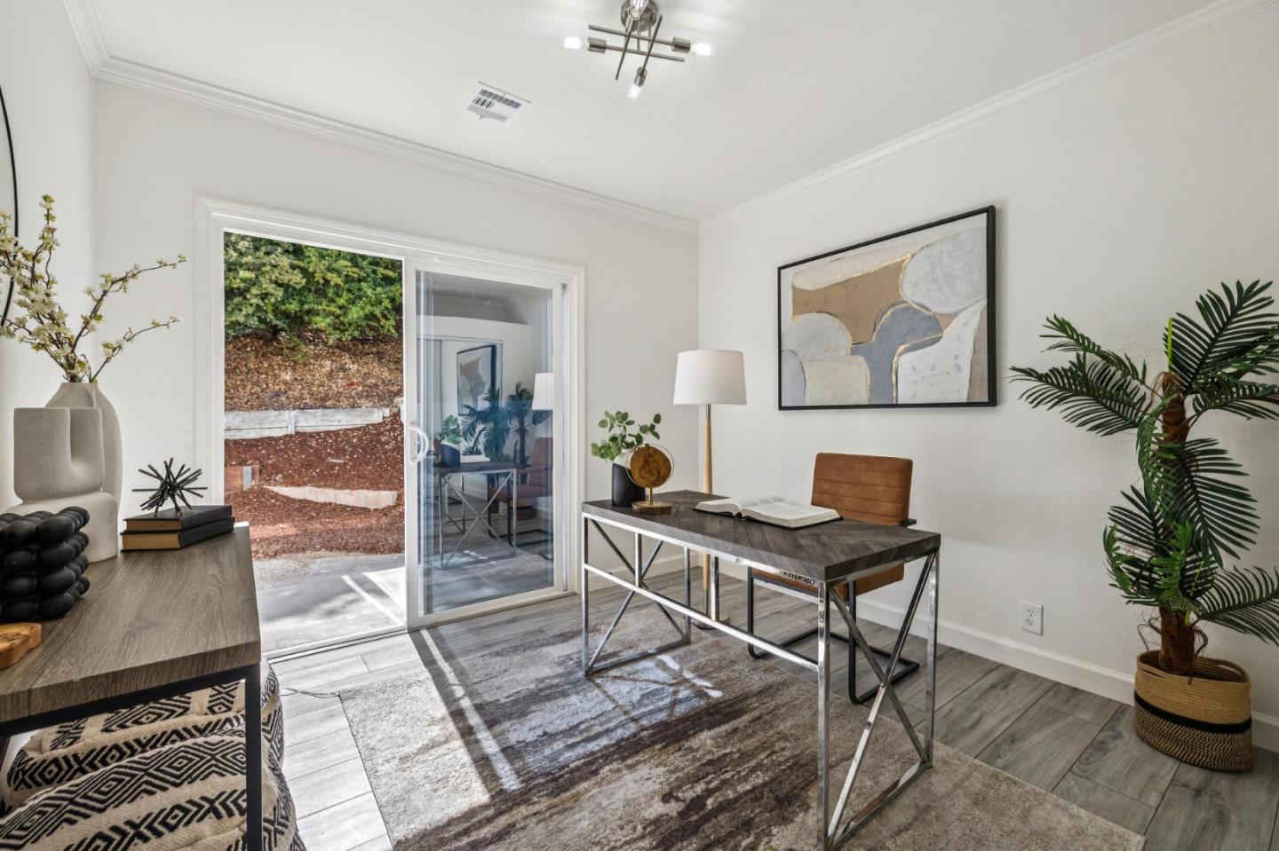 Detail Gallery Image 16 of 41 For 823 31st Ave, San Mateo,  CA 94403 - 7 Beds | 3/1 Baths