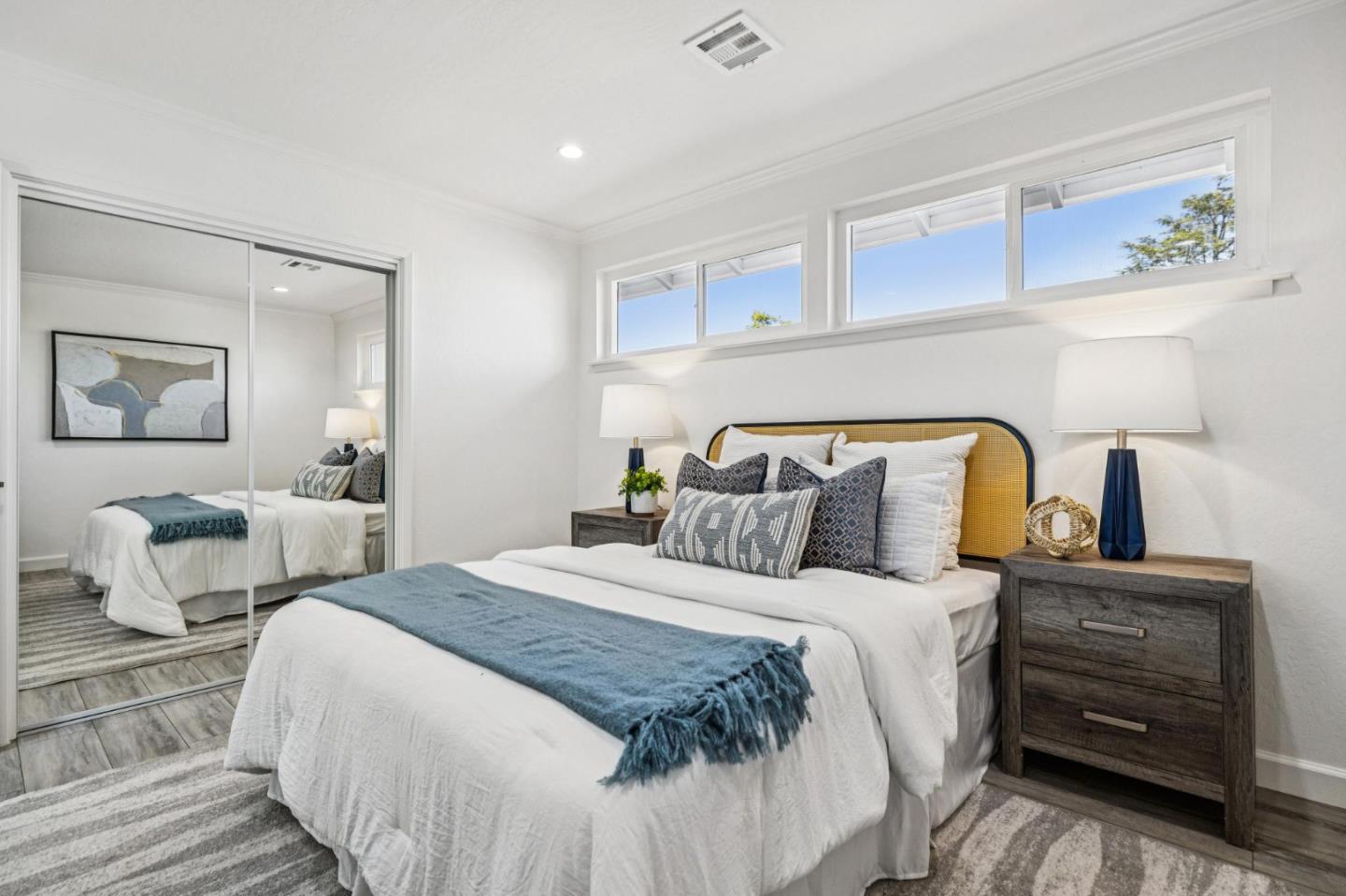 Detail Gallery Image 23 of 41 For 823 31st Ave, San Mateo,  CA 94403 - 7 Beds | 3/1 Baths