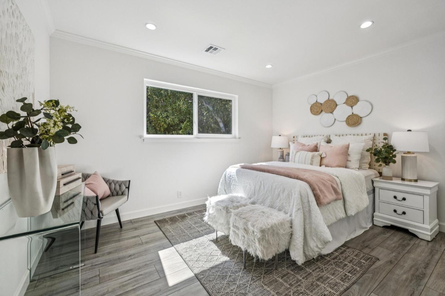 Detail Gallery Image 27 of 41 For 823 31st Ave, San Mateo,  CA 94403 - 7 Beds | 3/1 Baths