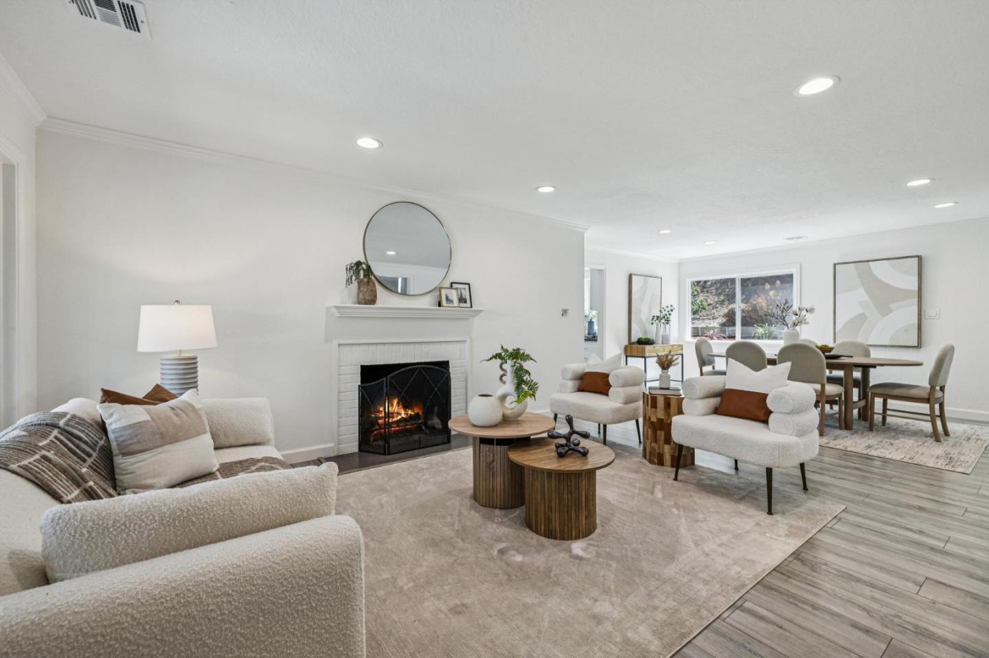 Detail Gallery Image 6 of 41 For 823 31st Ave, San Mateo,  CA 94403 - 7 Beds | 3/1 Baths
