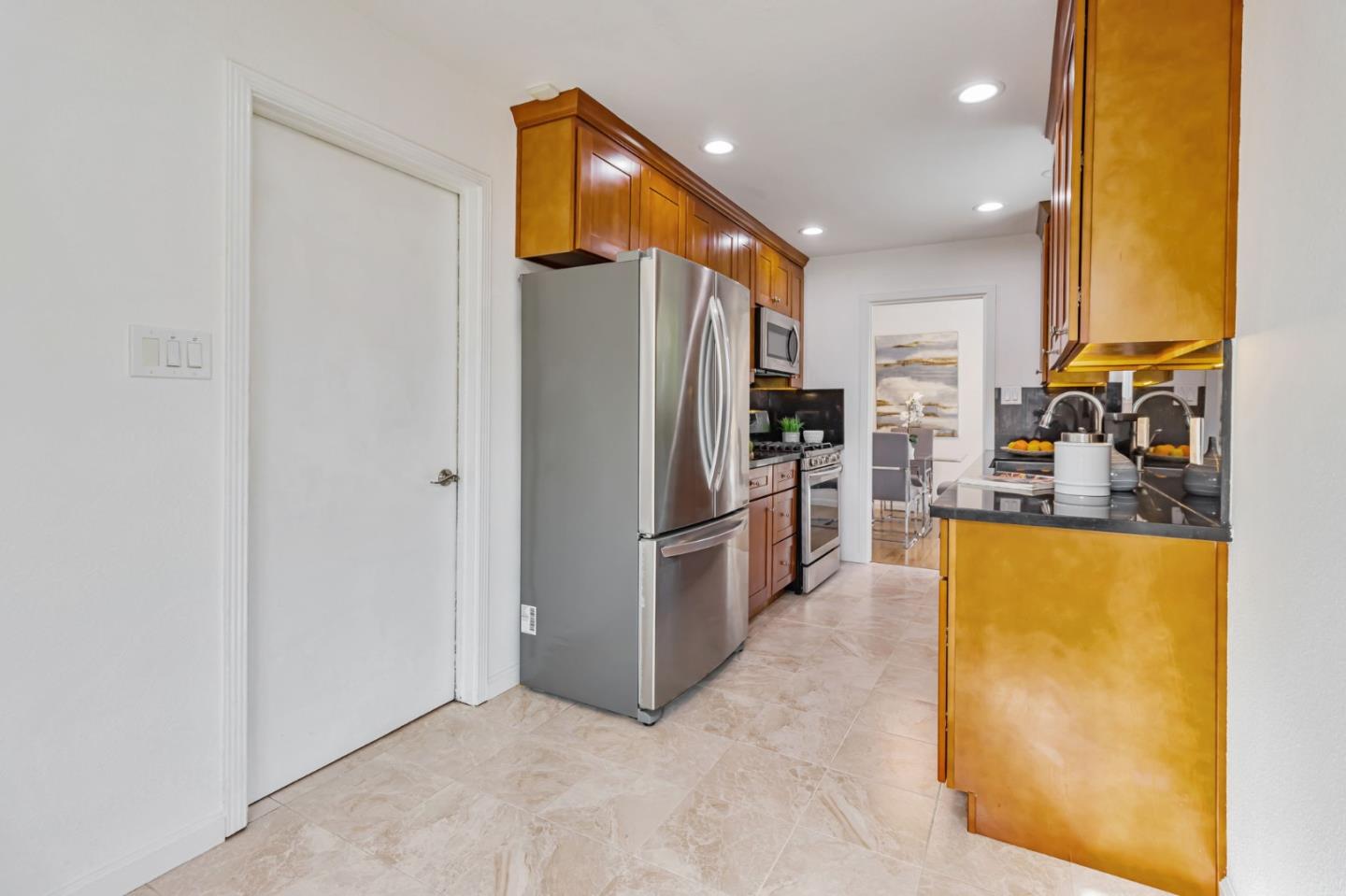 Detail Gallery Image 10 of 23 For 2361 Castro Pl, Santa Clara,  CA 95050 - 3 Beds | 1 Baths