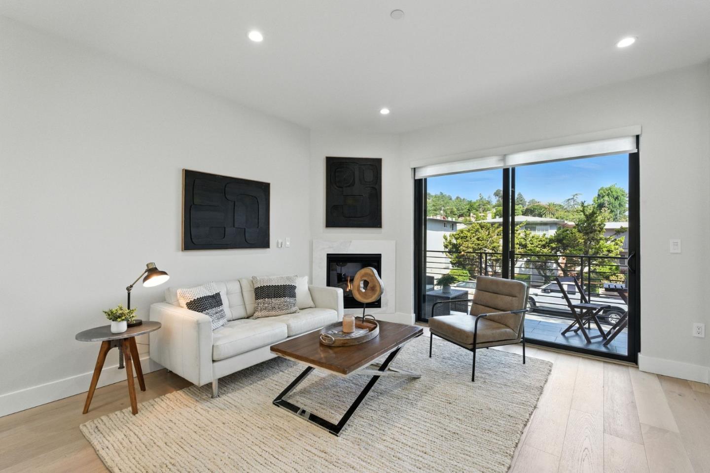 Detail Gallery Image 13 of 37 For 500 Walnut #B,  San Carlos,  CA 94070 - 2 Beds | 2/1 Baths