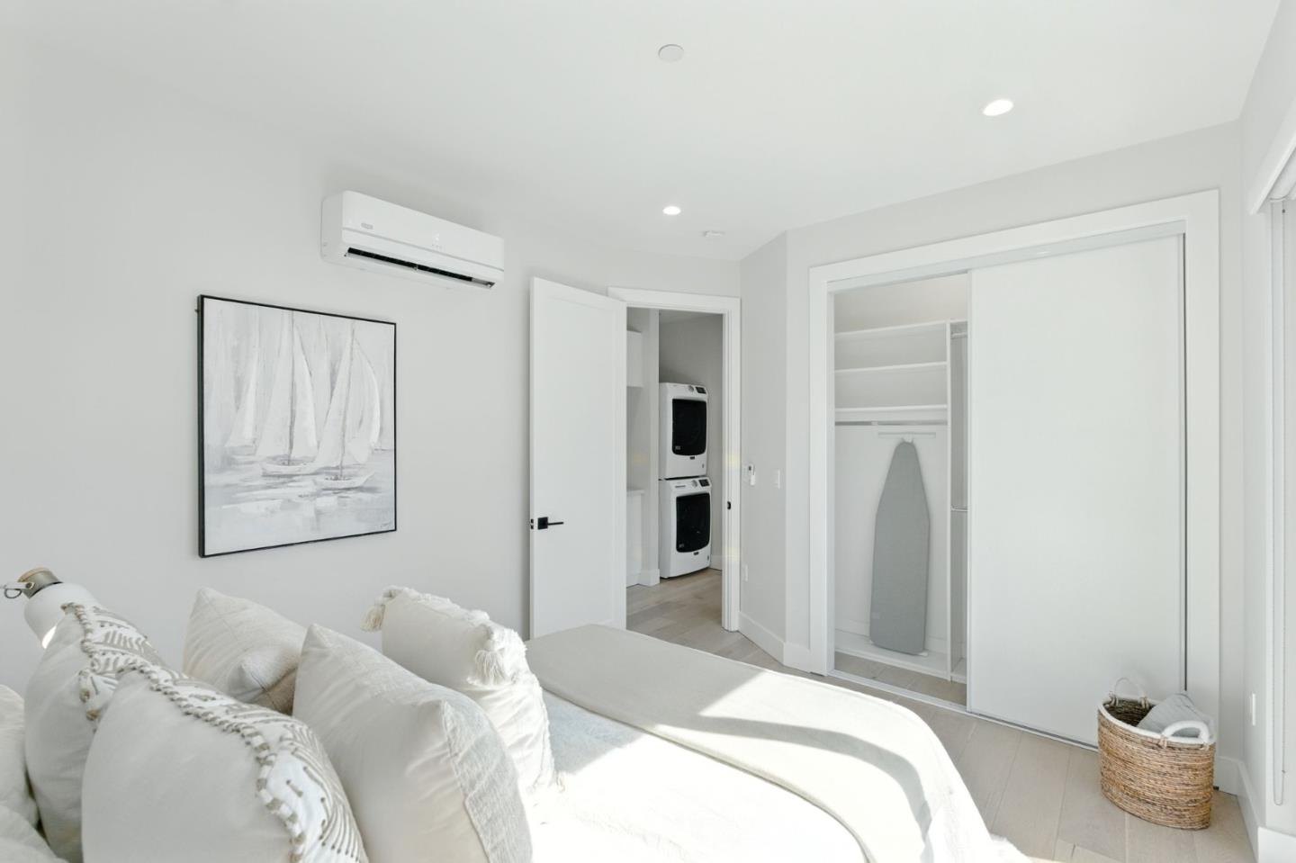 Detail Gallery Image 15 of 37 For 500 Walnut #B,  San Carlos,  CA 94070 - 2 Beds | 2/1 Baths