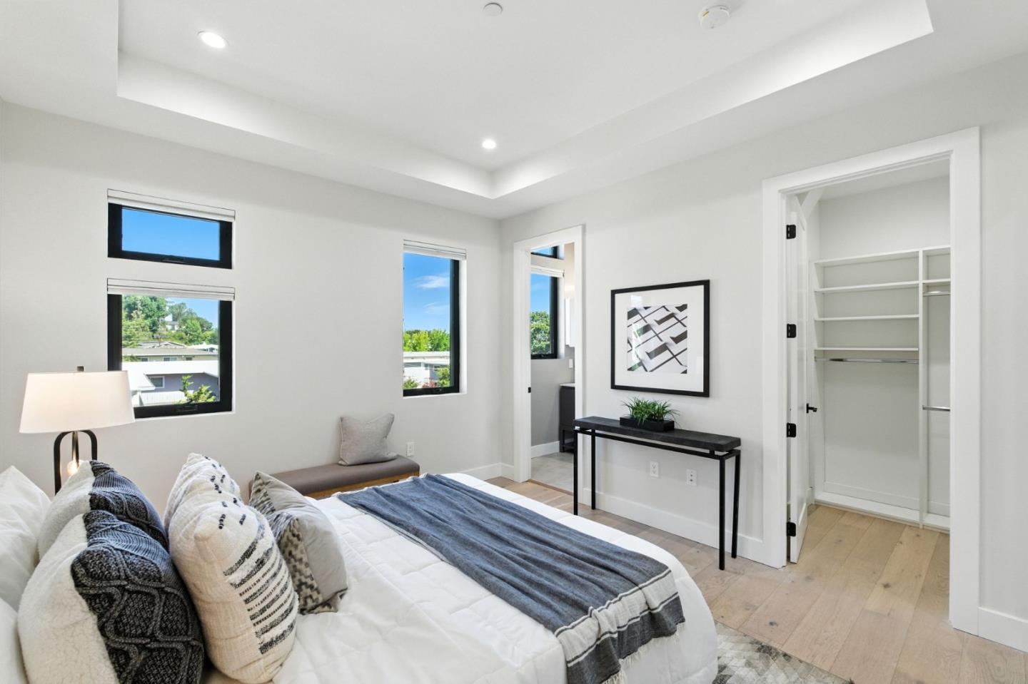 Detail Gallery Image 24 of 37 For 500 Walnut #B,  San Carlos,  CA 94070 - 2 Beds | 2/1 Baths