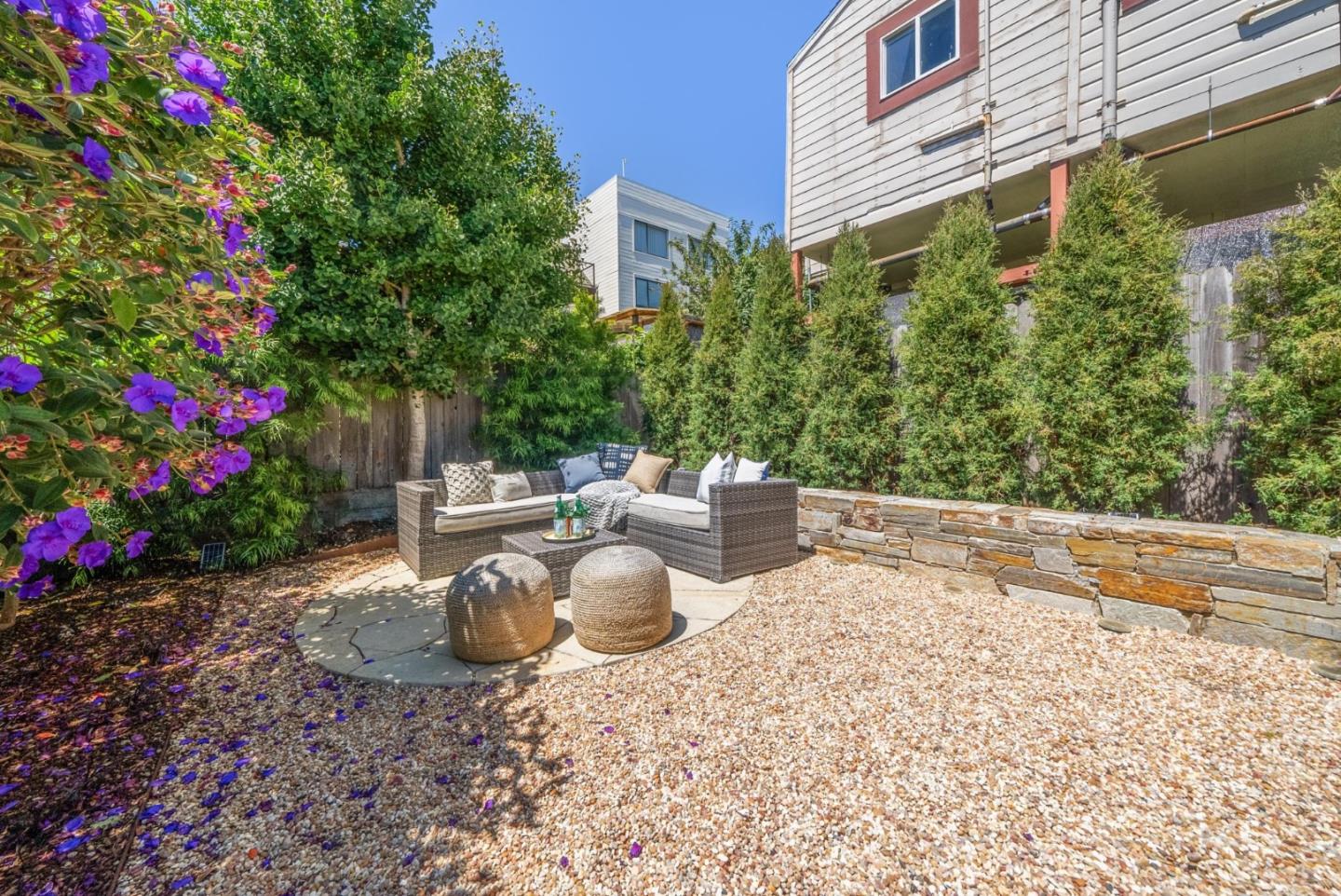 Detail Gallery Image 44 of 86 For 219 Crescent Ave, San Francisco,  CA 94110 - 2 Beds | 2 Baths