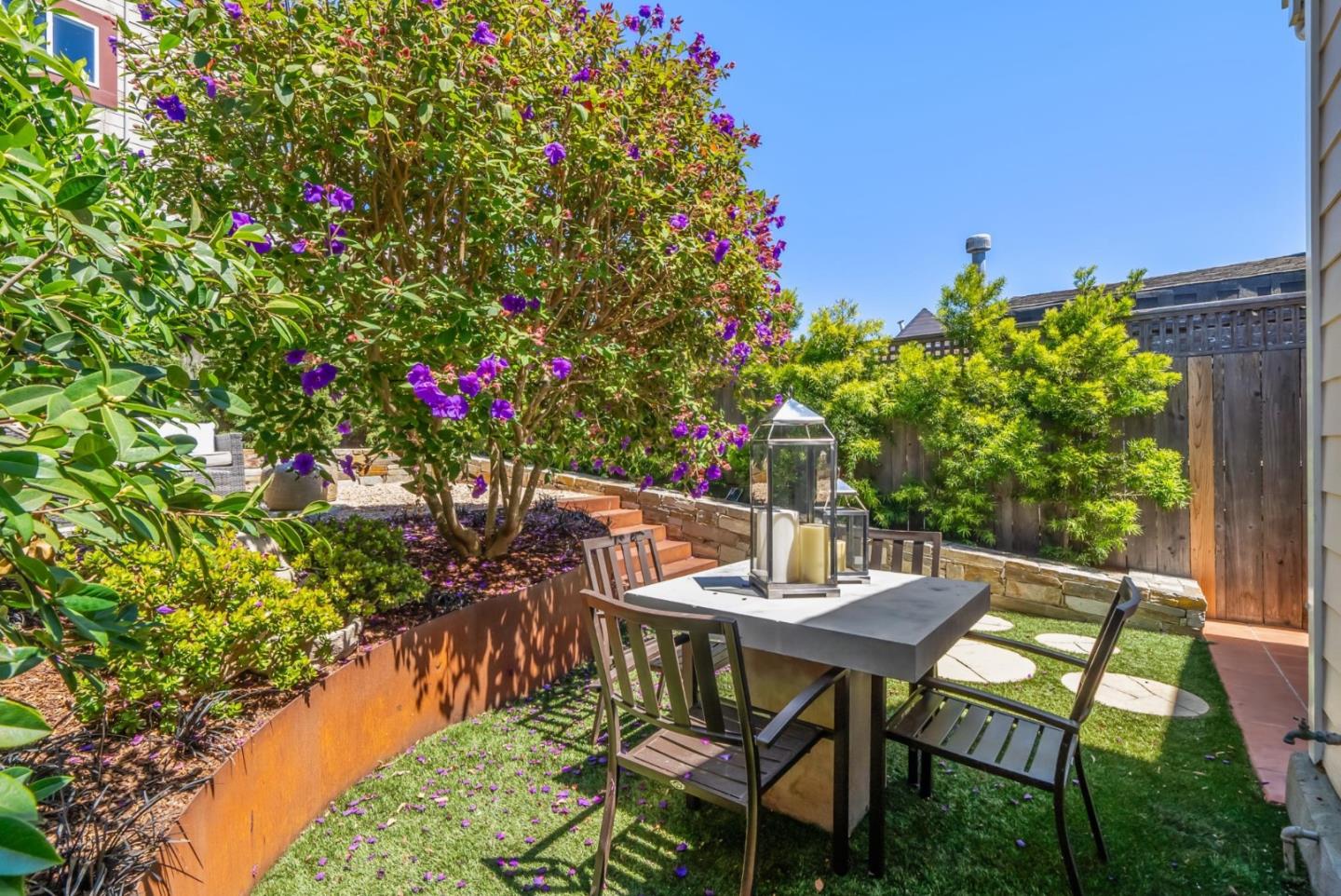 Detail Gallery Image 45 of 86 For 219 Crescent Ave, San Francisco,  CA 94110 - 2 Beds | 2 Baths
