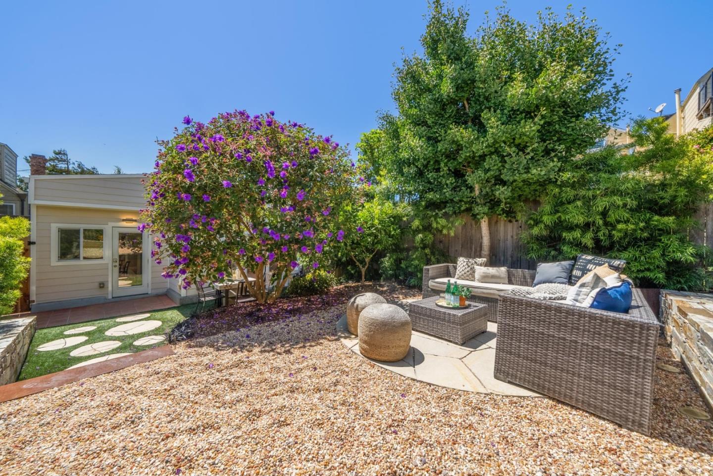 Detail Gallery Image 46 of 86 For 219 Crescent Ave, San Francisco,  CA 94110 - 2 Beds | 2 Baths