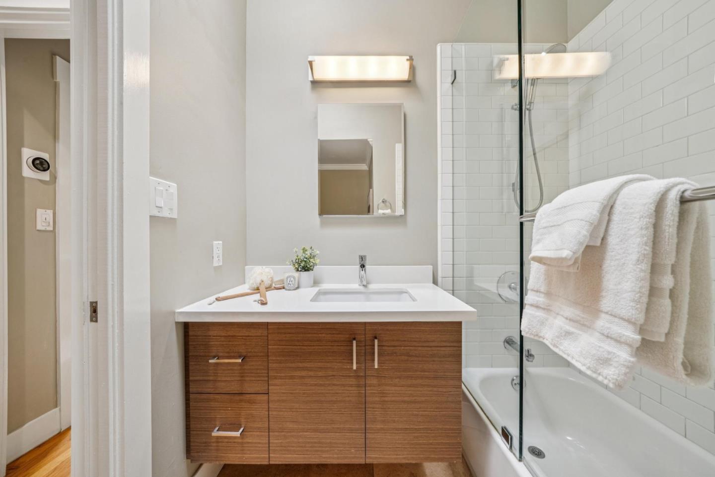 Detail Gallery Image 49 of 86 For 219 Crescent Ave, San Francisco,  CA 94110 - 2 Beds | 2 Baths