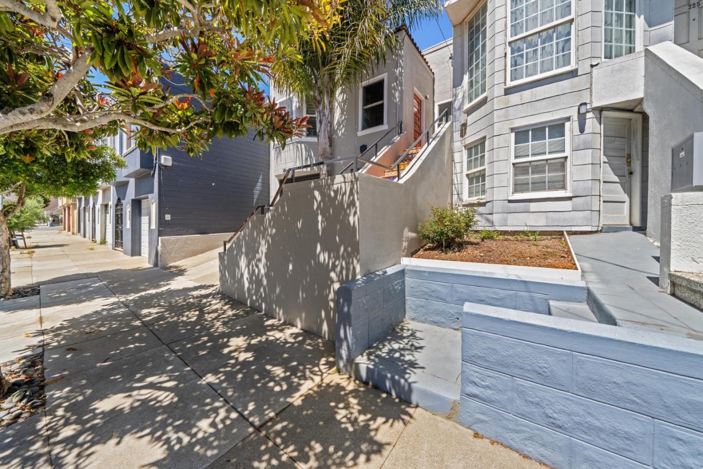 Detail Gallery Image 64 of 86 For 219 Crescent Ave, San Francisco,  CA 94110 - 2 Beds | 2 Baths
