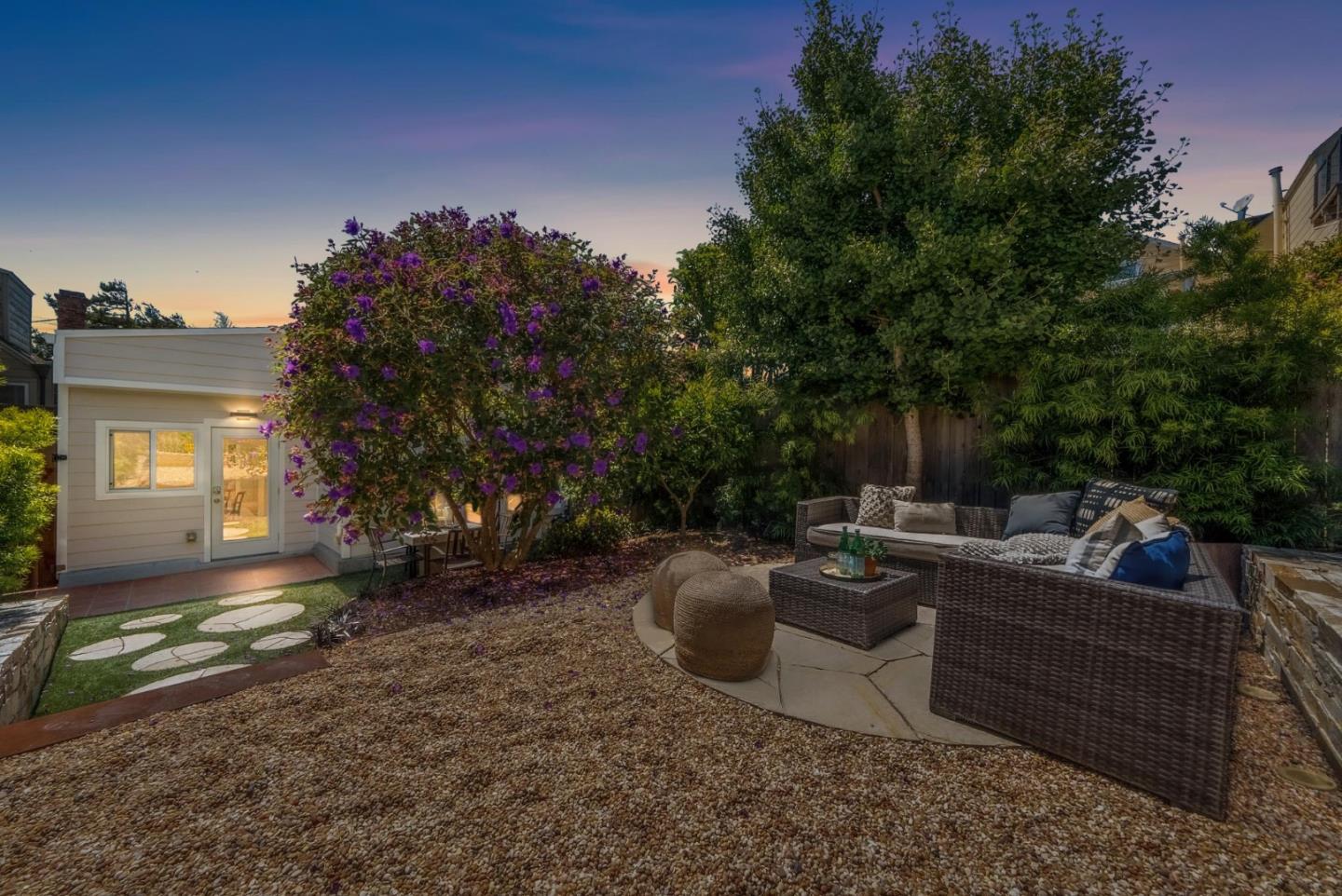 Detail Gallery Image 84 of 86 For 219 Crescent Ave, San Francisco,  CA 94110 - 2 Beds | 2 Baths