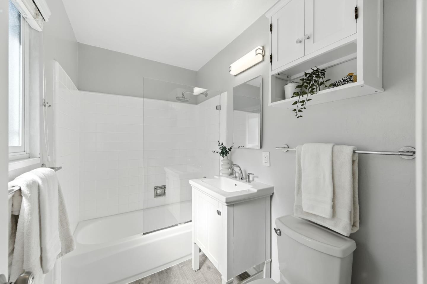 Detail Gallery Image 17 of 33 For 370 Beresford Ave, Redwood City,  CA 94061 - 2 Beds | 1 Baths