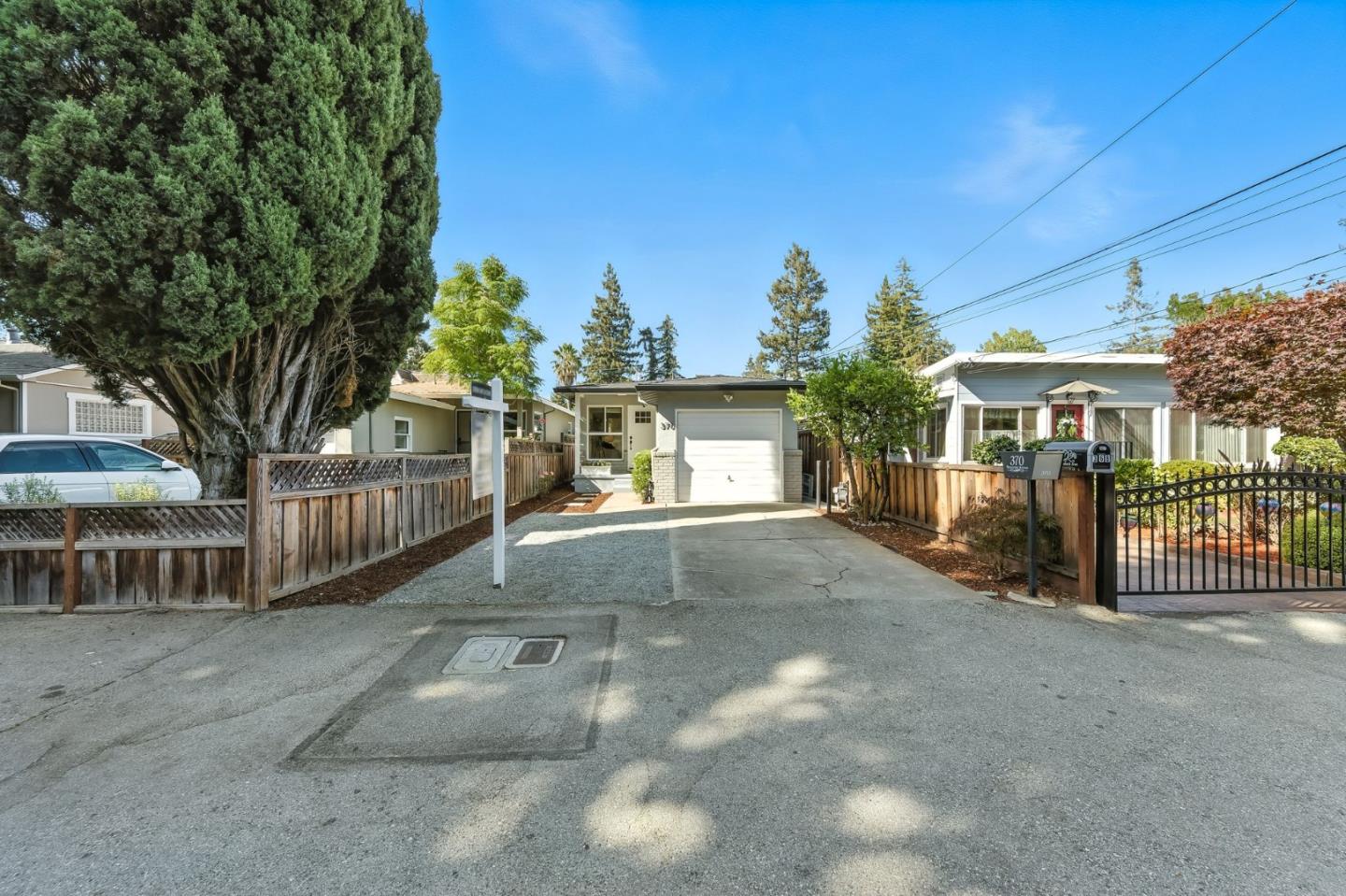Detail Gallery Image 25 of 33 For 370 Beresford Ave, Redwood City,  CA 94061 - 2 Beds | 1 Baths