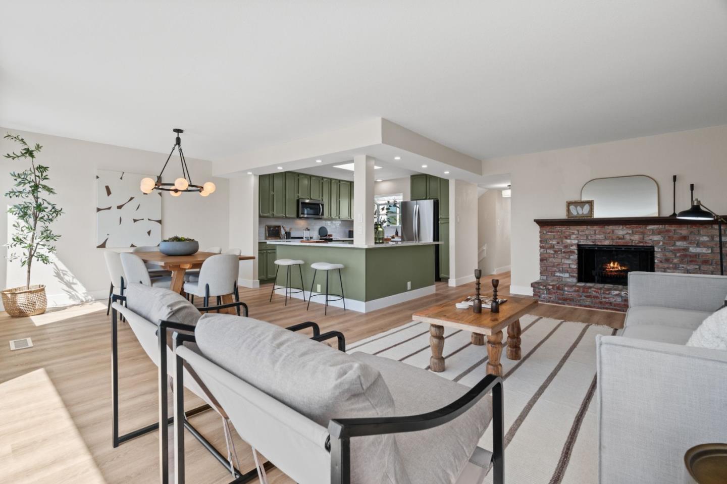 Detail Gallery Image 8 of 35 For 127 Mateo Ave, Daly City,  CA 94014 - 4 Beds | 3 Baths