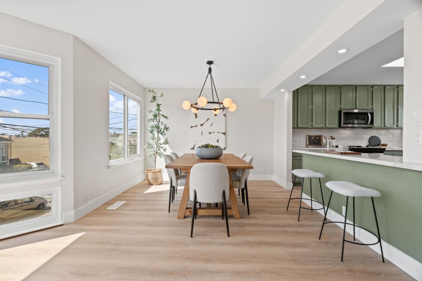 Detail Gallery Image 9 of 35 For 127 Mateo Ave, Daly City,  CA 94014 - 4 Beds | 3 Baths