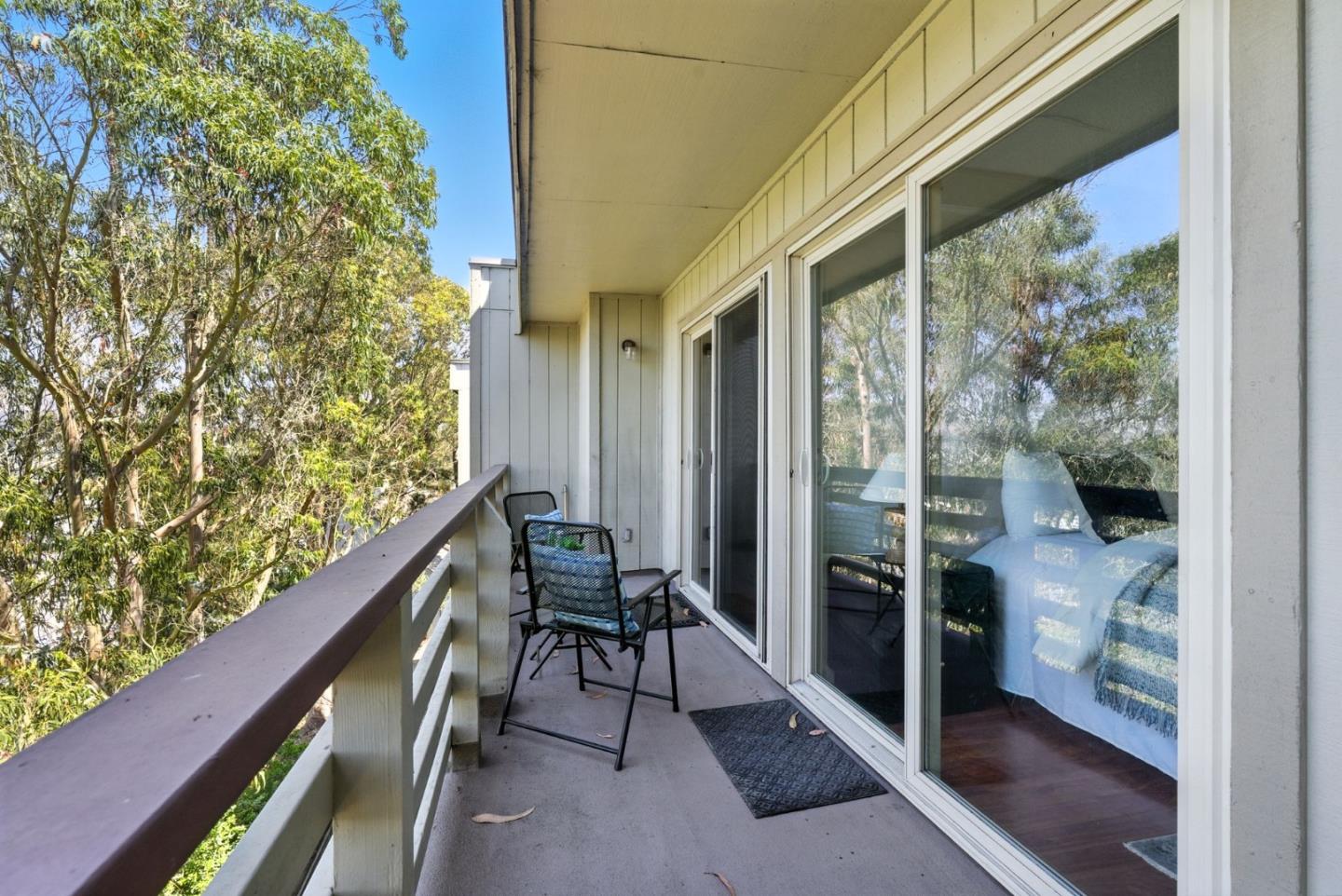 Detail Gallery Image 29 of 68 For 332 Philip Dr #303,  Daly City,  CA 94015 - 2 Beds | 2 Baths