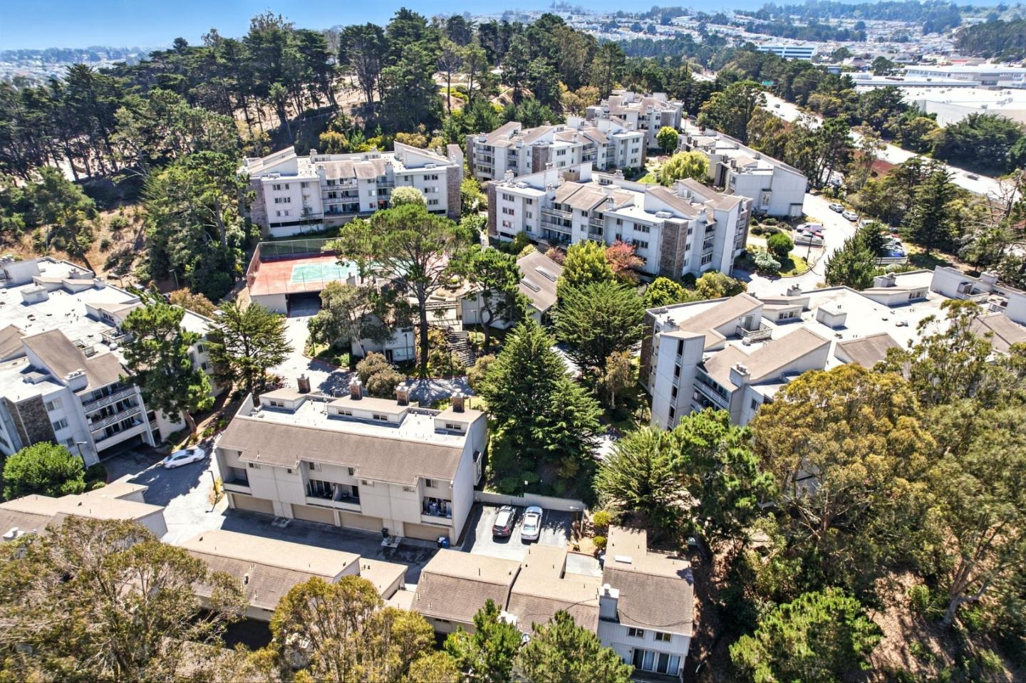 Detail Gallery Image 53 of 68 For 332 Philip Dr #303,  Daly City,  CA 94015 - 2 Beds | 2 Baths