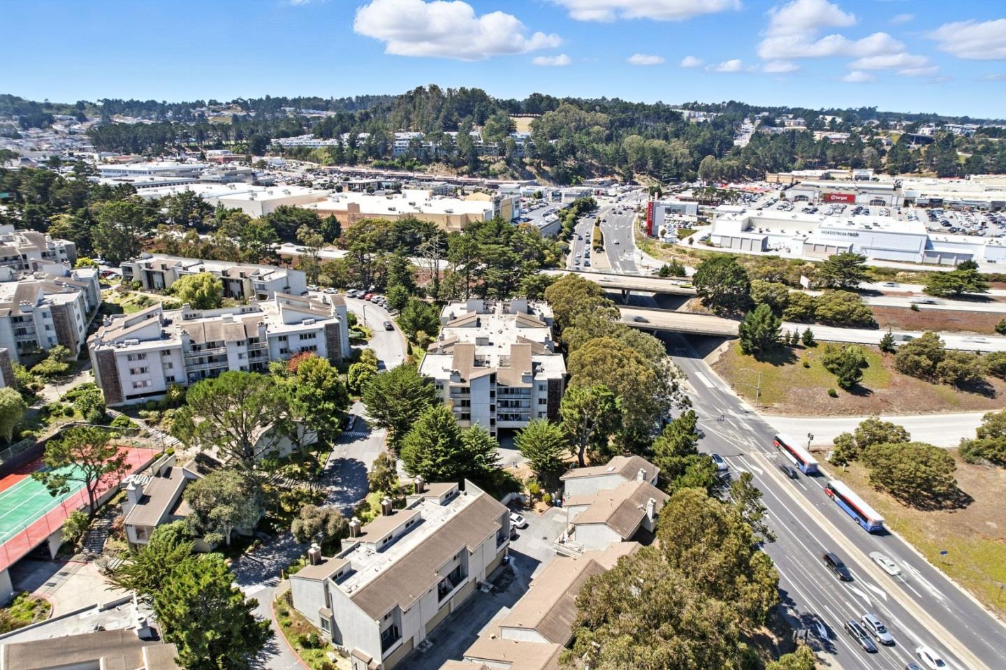 Detail Gallery Image 58 of 68 For 332 Philip Dr #303,  Daly City,  CA 94015 - 2 Beds | 2 Baths
