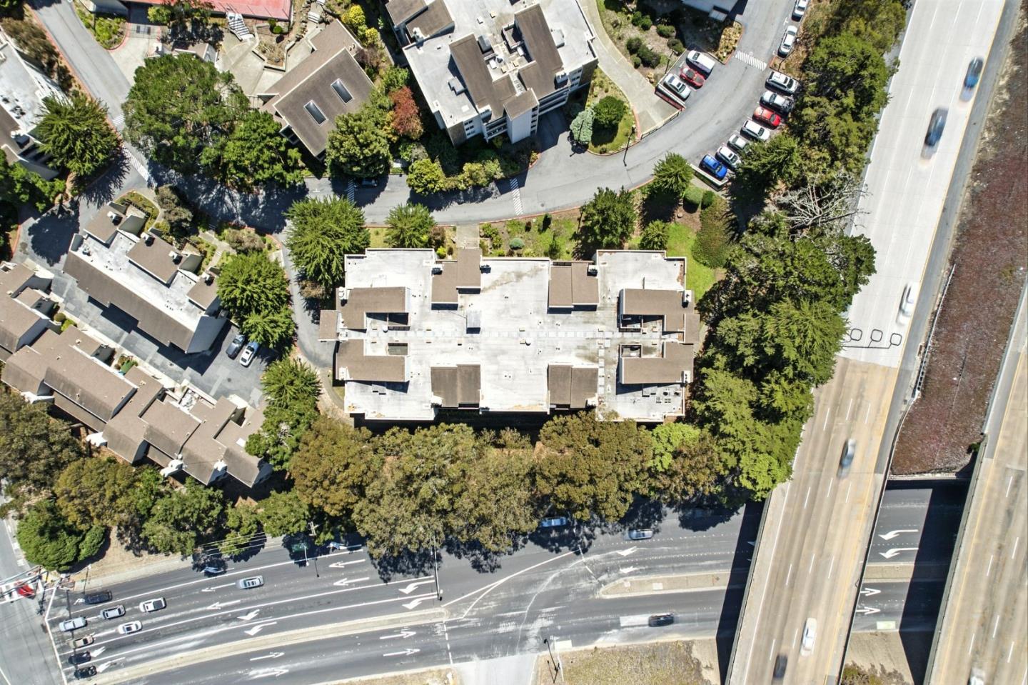 Detail Gallery Image 59 of 68 For 332 Philip Dr #303,  Daly City,  CA 94015 - 2 Beds | 2 Baths