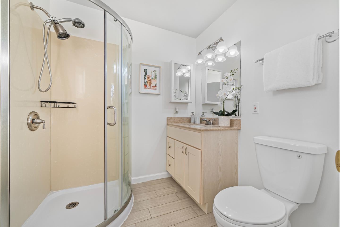 Detail Gallery Image 16 of 31 For 1429 Stone Creek Dr, San Jose,  CA 95132 - 4 Beds | 3 Baths