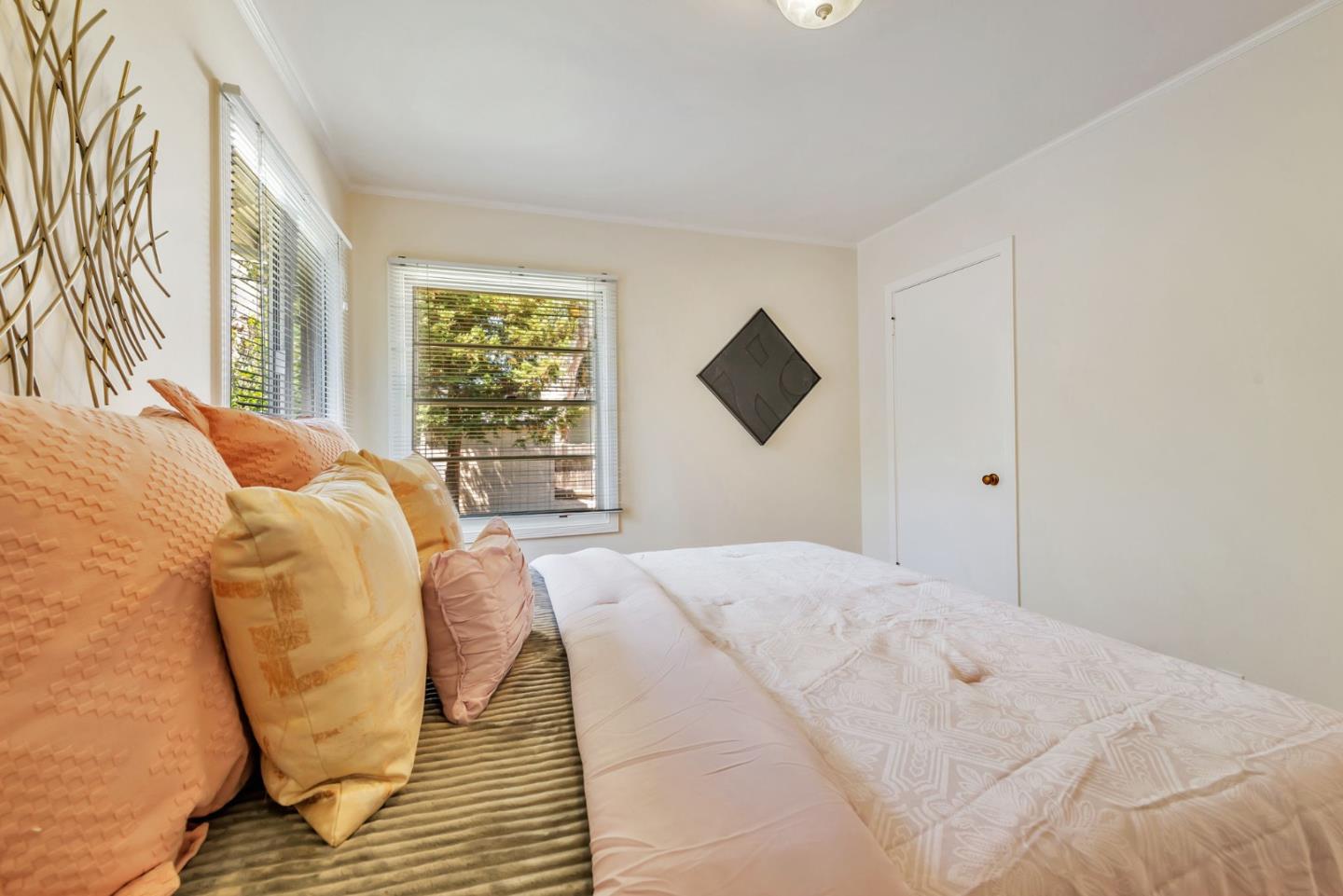 Detail Gallery Image 19 of 35 For 21 Otay Ave, San Mateo,  CA 94403 - 3 Beds | 1 Baths