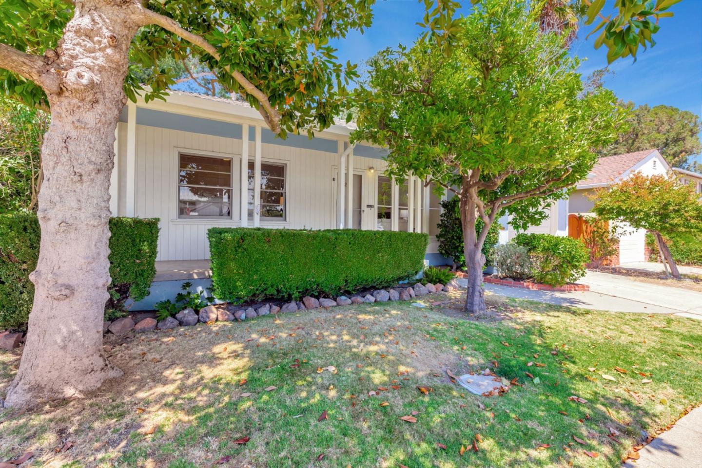 Detail Gallery Image 3 of 35 For 21 Otay Ave, San Mateo,  CA 94403 - 3 Beds | 1 Baths