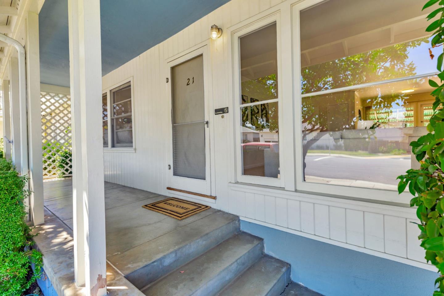 Detail Gallery Image 4 of 35 For 21 Otay Ave, San Mateo,  CA 94403 - 3 Beds | 1 Baths
