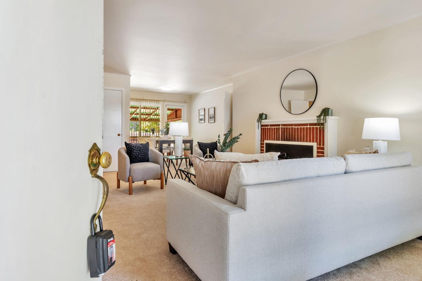 Detail Gallery Image 5 of 35 For 21 Otay Ave, San Mateo,  CA 94403 - 3 Beds | 1 Baths