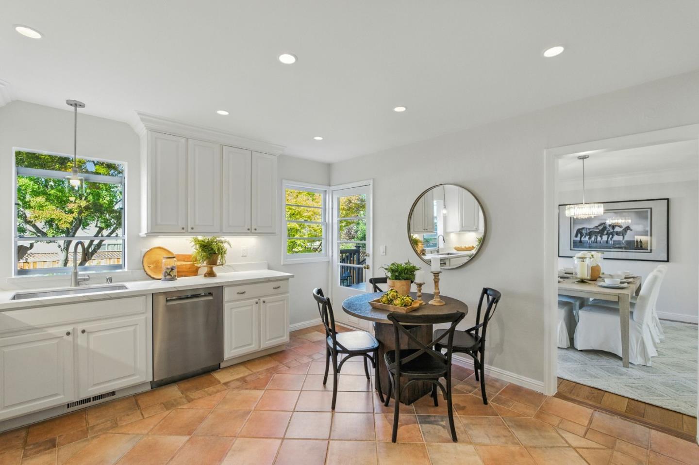 Detail Gallery Image 13 of 69 For 1531 Locust St, San Mateo,  CA 94402 - 3 Beds | 3 Baths