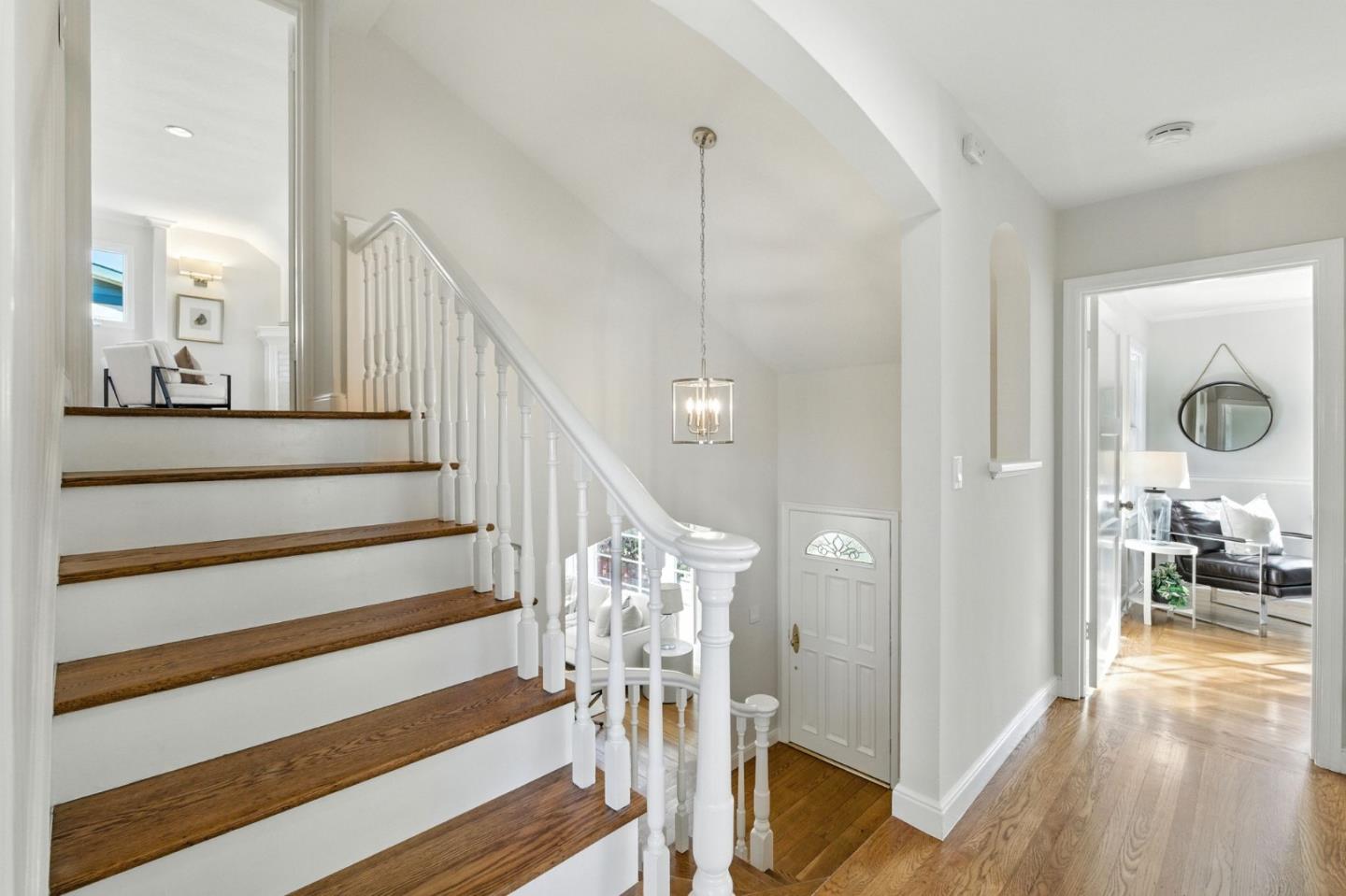 Detail Gallery Image 23 of 69 For 1531 Locust St, San Mateo,  CA 94402 - 3 Beds | 3 Baths