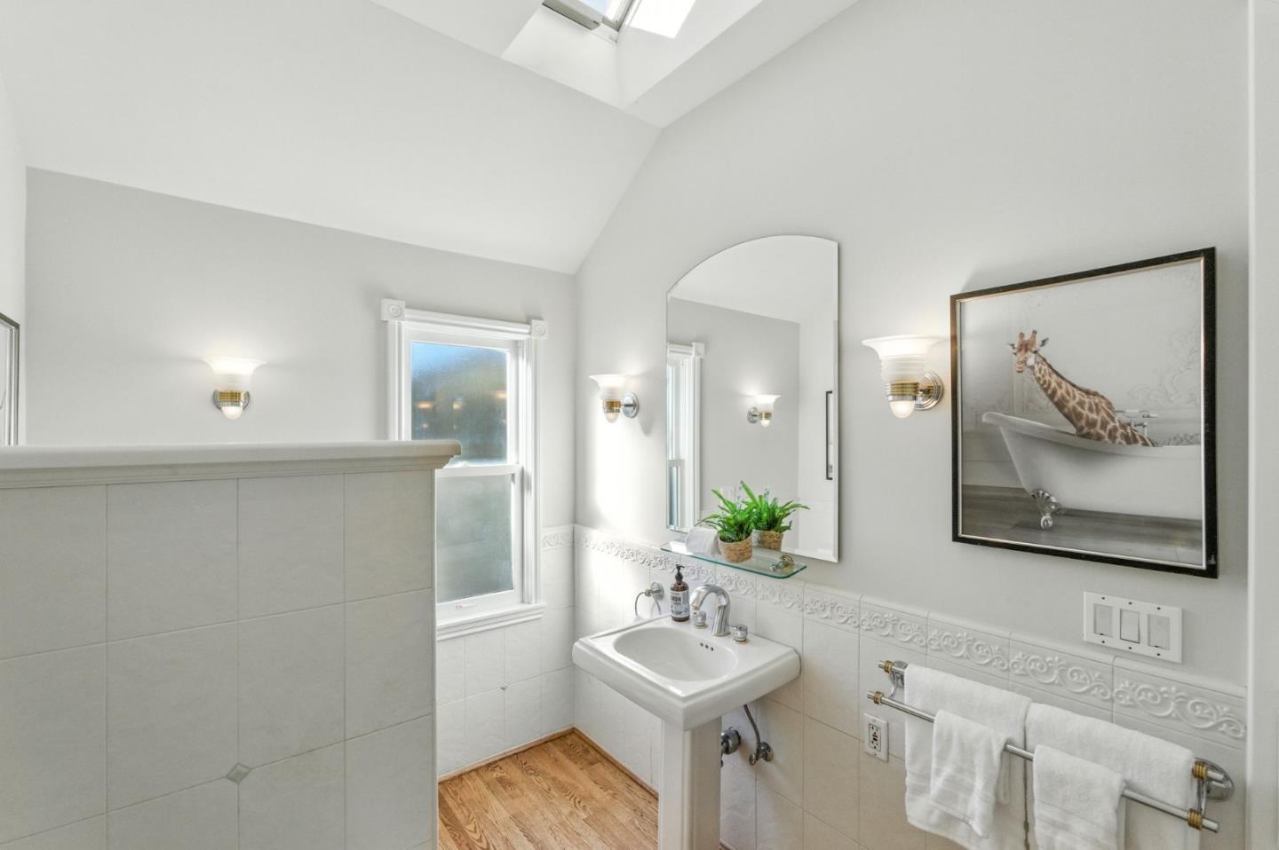 Detail Gallery Image 30 of 69 For 1531 Locust St, San Mateo,  CA 94402 - 3 Beds | 3 Baths