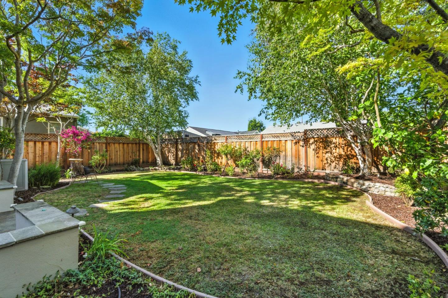 Detail Gallery Image 60 of 69 For 1531 Locust St, San Mateo,  CA 94402 - 3 Beds | 3 Baths