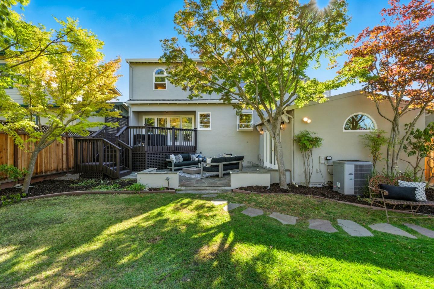 Detail Gallery Image 61 of 69 For 1531 Locust St, San Mateo,  CA 94402 - 3 Beds | 3 Baths