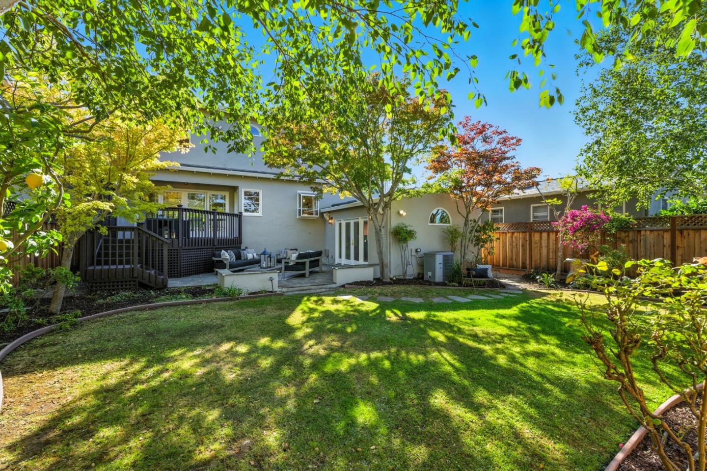 Detail Gallery Image 62 of 69 For 1531 Locust St, San Mateo,  CA 94402 - 3 Beds | 3 Baths