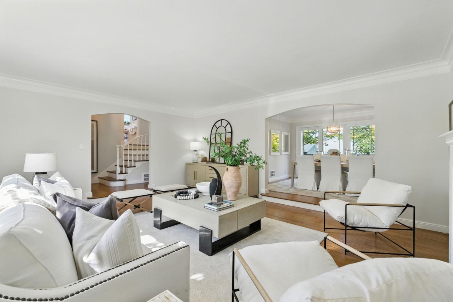 Detail Gallery Image 7 of 69 For 1531 Locust St, San Mateo,  CA 94402 - 3 Beds | 3 Baths