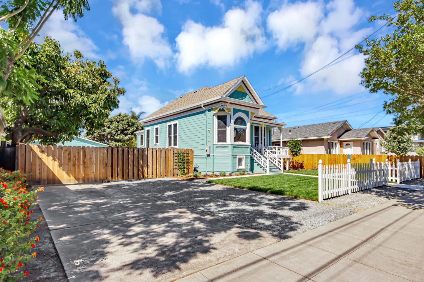 Detail Gallery Image 4 of 46 For 471 N 10th St, San Jose,  CA 95112 - 2 Beds | 1/1 Baths