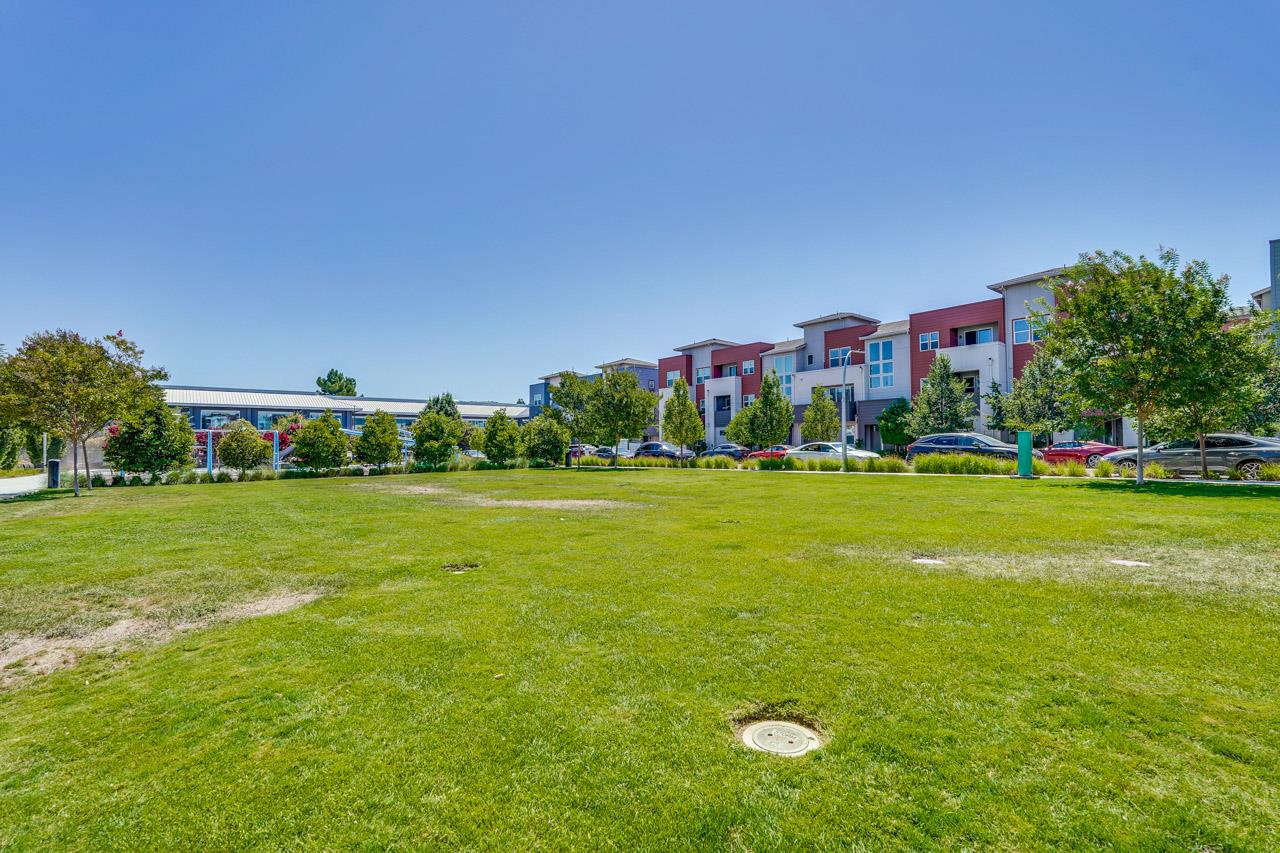 Detail Gallery Image 65 of 65 For 3040 Boyter Pl #103,  Santa Clara,  CA 95051 - 3 Beds | 3/1 Baths